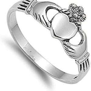 Sterling Silver Women's Claddagh Heart Hand  Cute 925 Band 9mm Ring